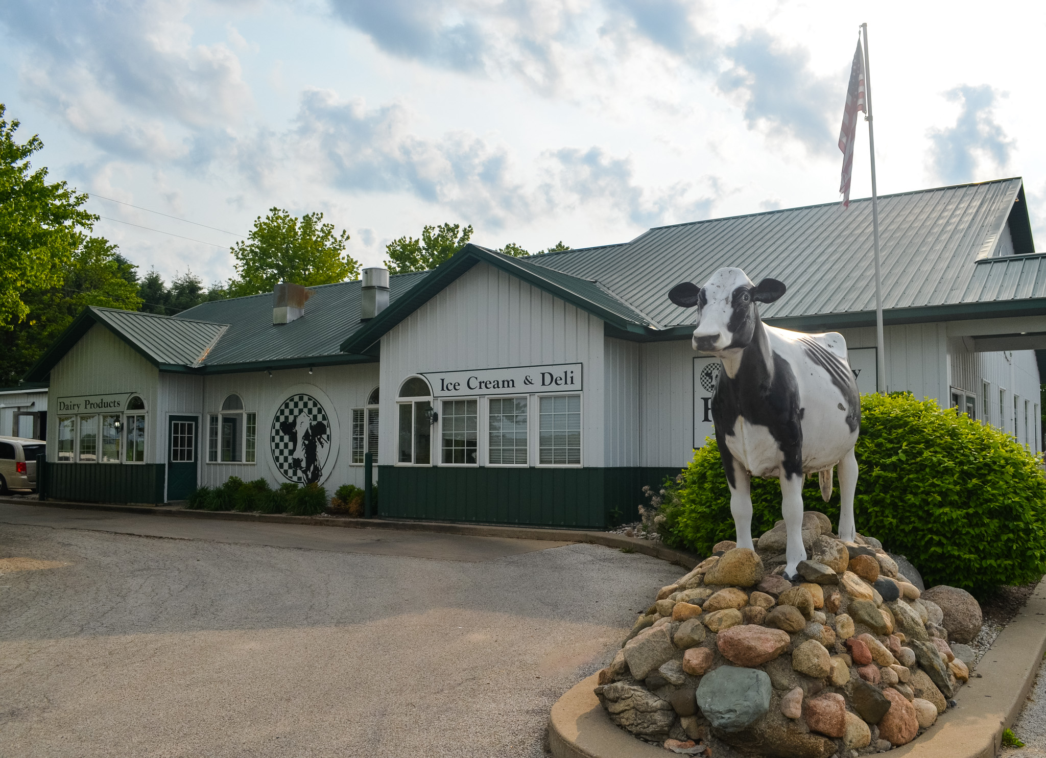 Country Dairy Farm Store